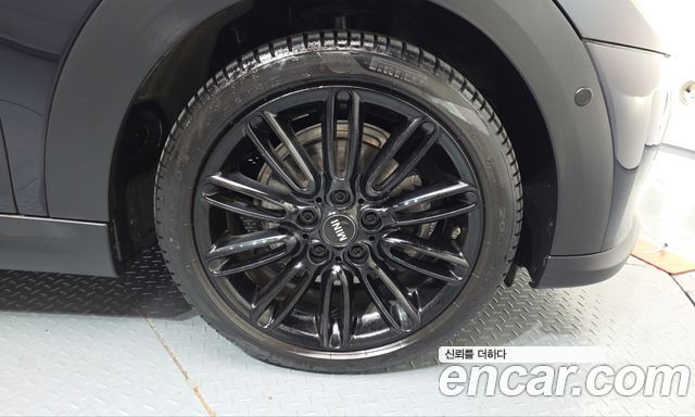 Mini Cooper 2023 — photo 7