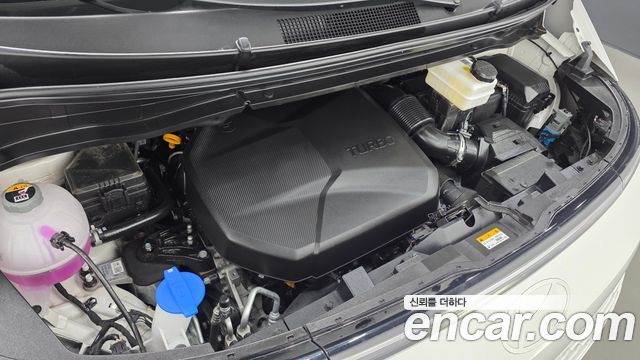 Hyundai Staria 2025 — photo 6
