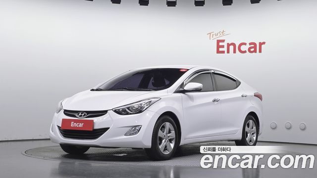 Hyundai AVANTE 2013 — photo 1