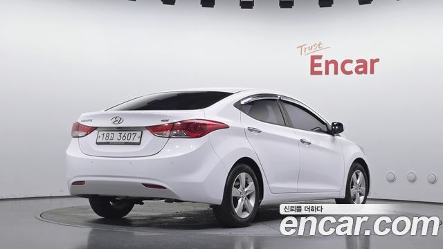 Hyundai AVANTE 2013 — photo 2