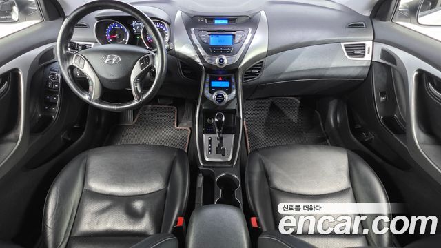 Hyundai AVANTE 2013 — photo 7
