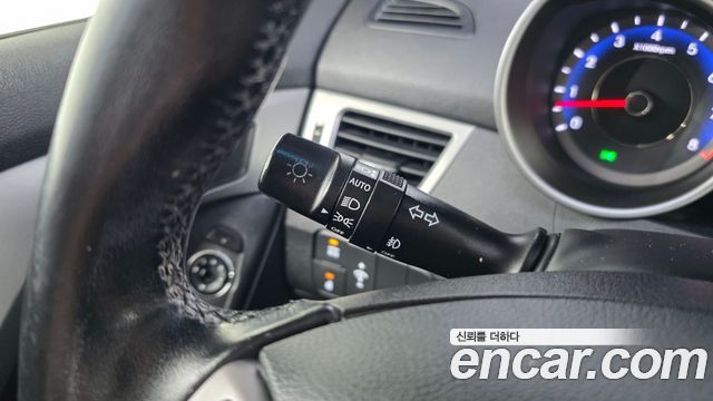 Hyundai AVANTE 2013 — photo 19