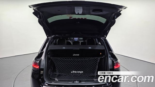 Jeep Compass 2022 — photo 32