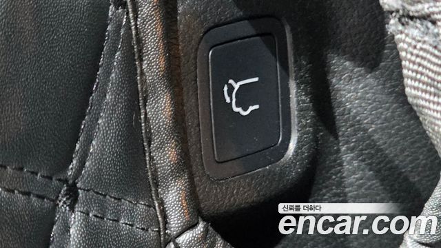 Jeep Compass 2022 — photo 33