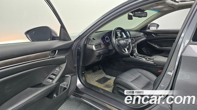 Honda Accord 2021 — photo 10