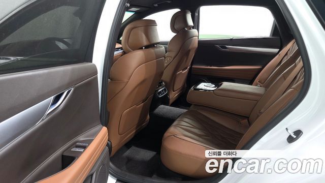 Genesis G80 2022 — photo 17
