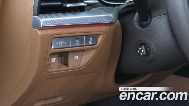 Genesis G80 2022 — photo 21