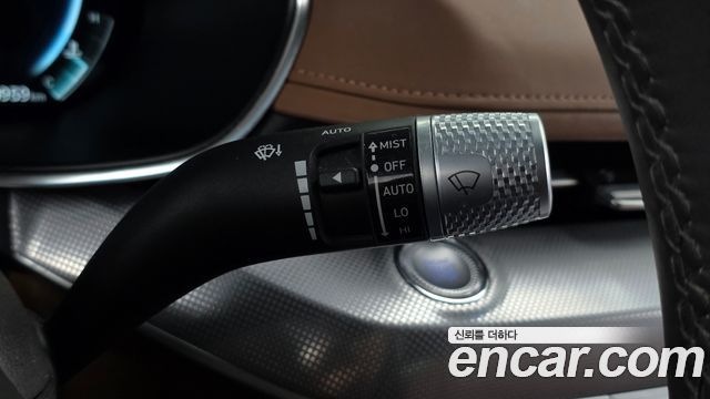 Genesis G80 2022 — photo 28