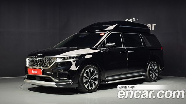 Kia Canival 2022 — photo 1