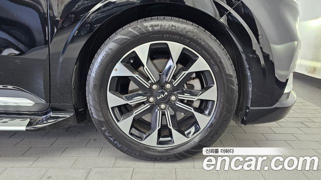 Kia Canival 2022 — photo 7