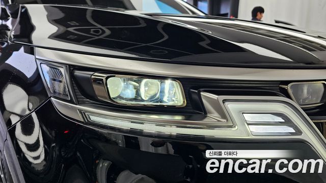 Kia Canival 2022 — photo 8