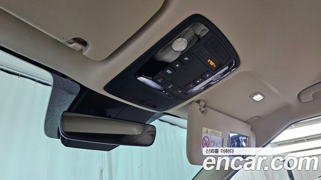 Kia Canival 2022 — photo 27