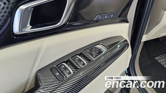 Kia Canival 2022 — photo 36