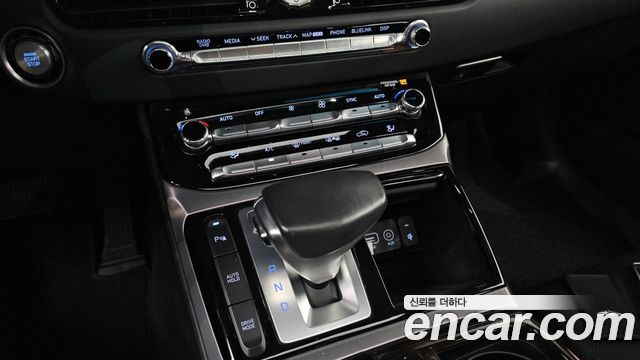 Genesis EQ900 2016 — photo 12