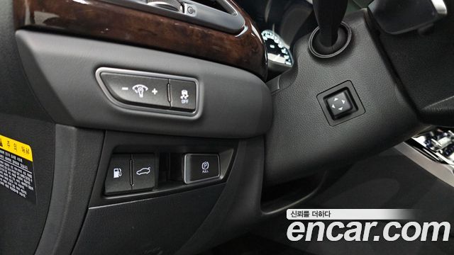 Genesis EQ900 2016 — photo 22