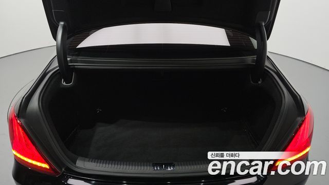 Genesis EQ900 2016 — photo 26