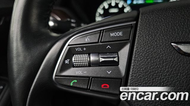 Genesis EQ900 2016 — photo 28