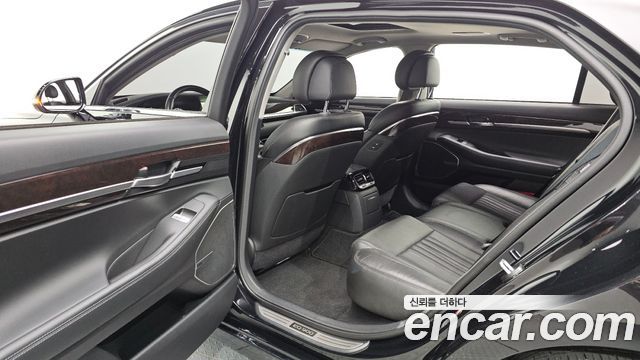Genesis EQ900 2016 — photo 30