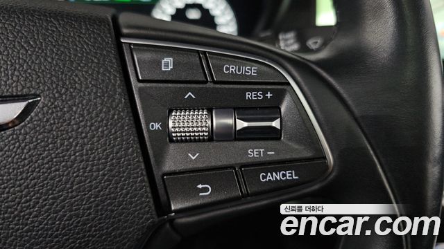 Genesis EQ900 2016 — photo 32