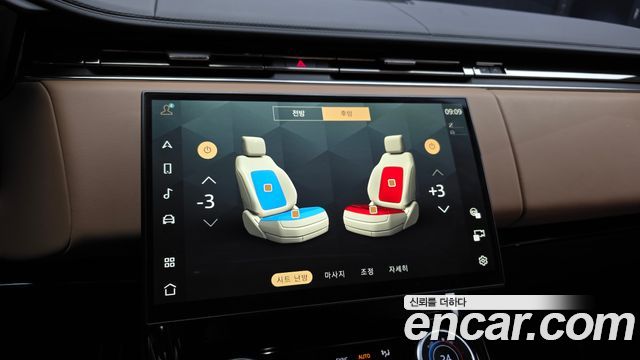 Land Rover Range Rover Sport 2023 — photo 17