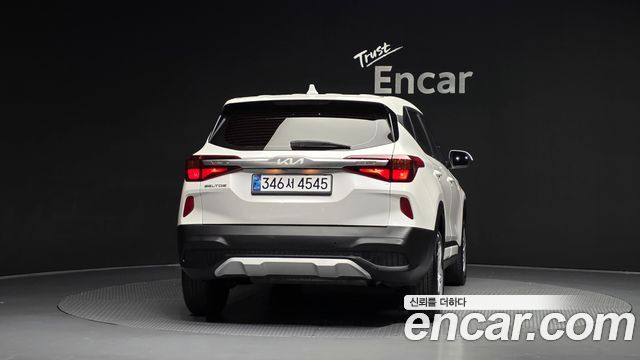 Kia Seltos 2023 — photo 4