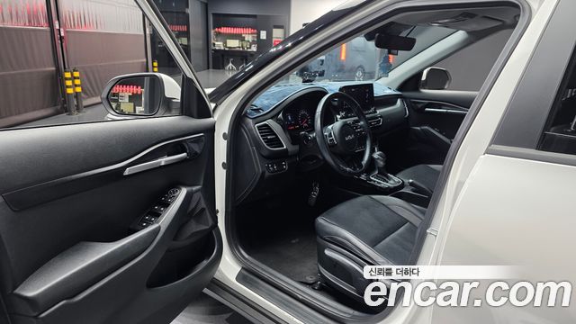 Kia Seltos 2023 — photo 13