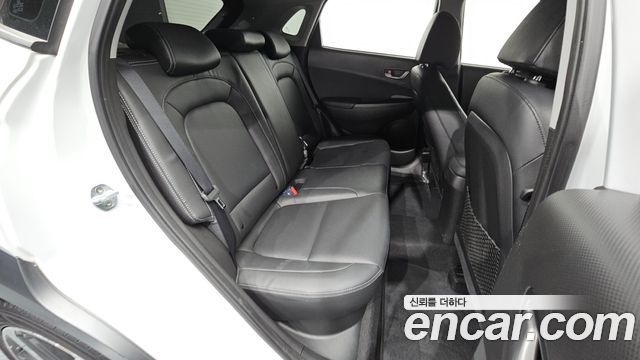 Hyundai Kona 2018 — photo 17