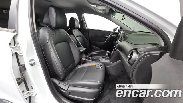 Hyundai Kona 2018 — photo 16