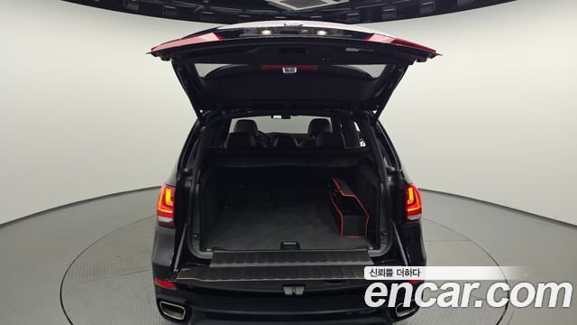 BMW X5 2018 — photo 26