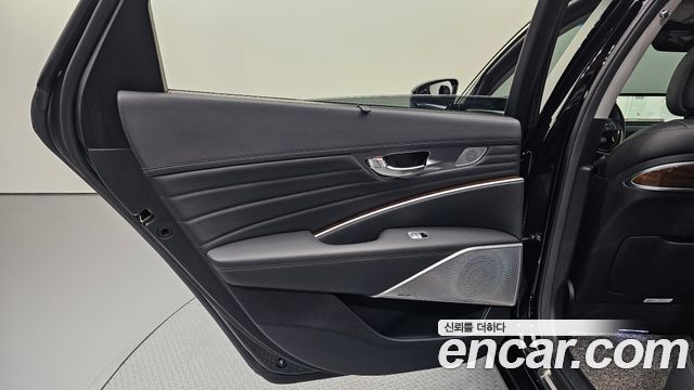 Kia K9 2019 — photo 15