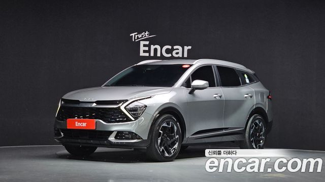 Kia Sportage 2023 — photo 1