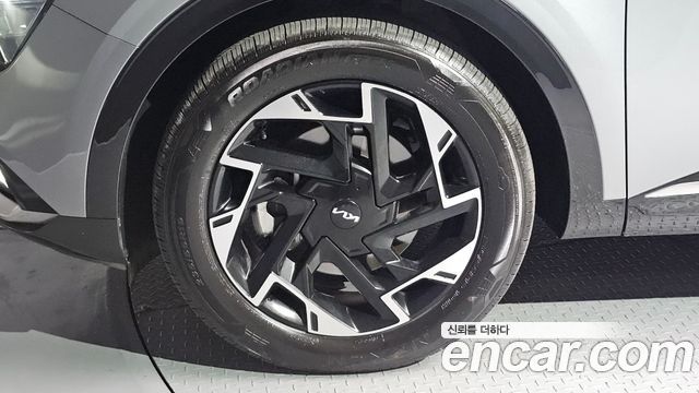 Kia Sportage 2023 — photo 5
