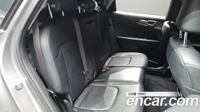 Kia Sportage 2023 — photo 22