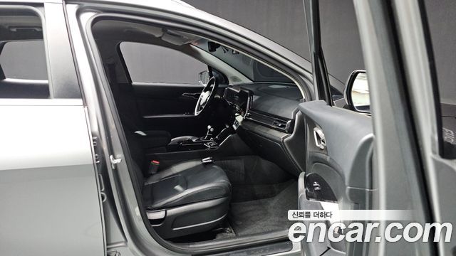 Kia Sportage 2023 — photo 23
