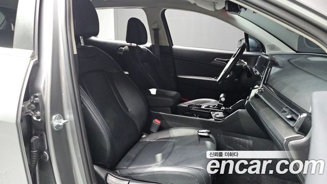 Kia Sportage 2023 — photo 16