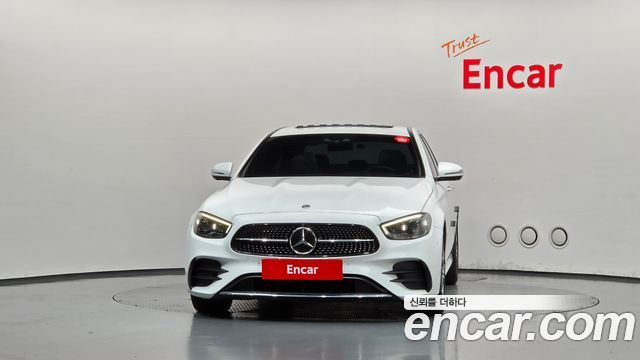 Mercedes-Benz E-Class 2021 — photo 3