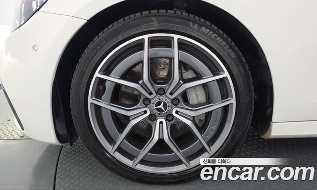 Mercedes-Benz E-Class 2021 — photo 5