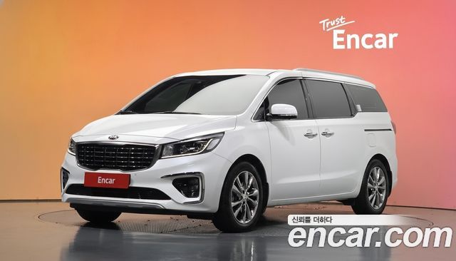 Kia Canival 2019 — photo 1