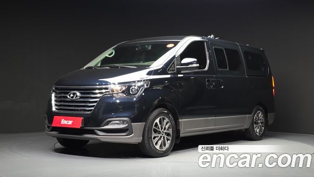 Hyundai Starex 2019 — photo 1