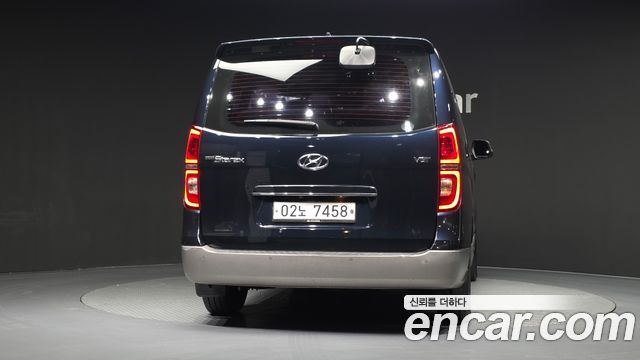 Hyundai Starex 2019 — photo 4