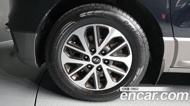 Hyundai Starex 2019 — photo 5