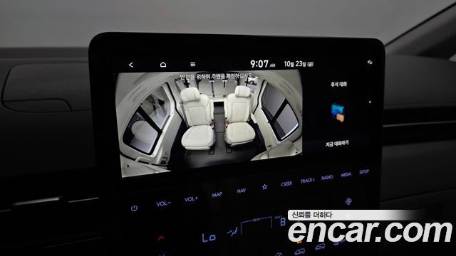 Hyundai Staria 2025 — photo 22