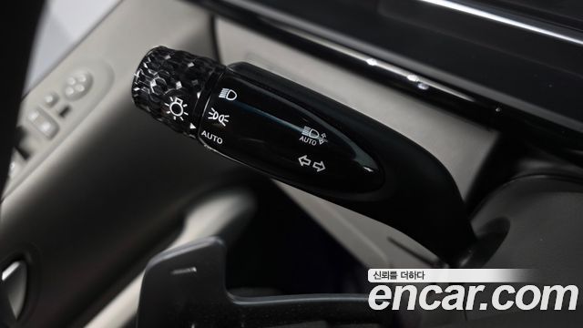 Hyundai Staria 2025 — photo 26