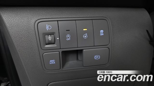 Hyundai Staria 2025 — photo 28