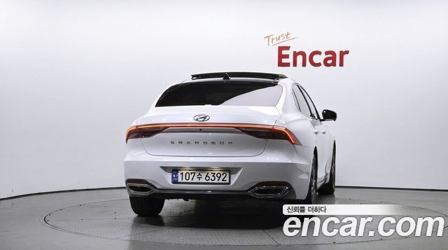 Hyundai Grandeur 2022 — photo 4