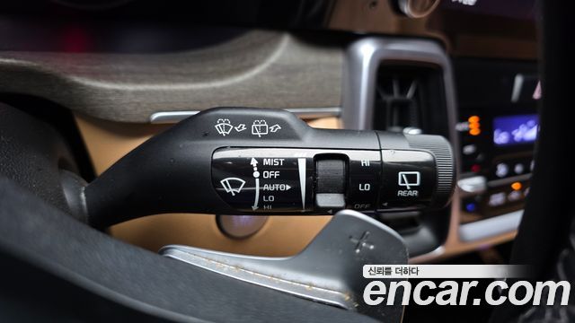 Kia Sorento 2023 — photo 32