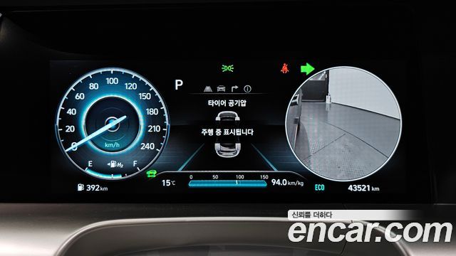 Hyundai Nexo 2023 — photo 11