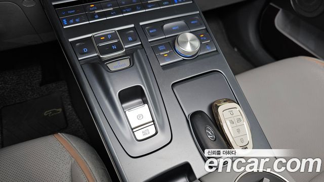 Hyundai Nexo 2023 — photo 12