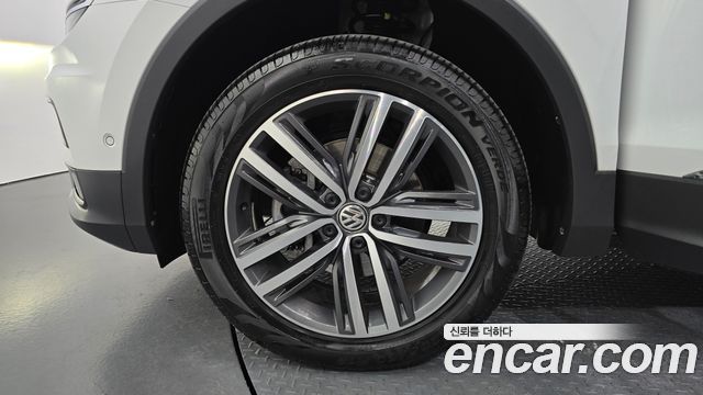 Volkswagen Tiguan 2020 — photo 5