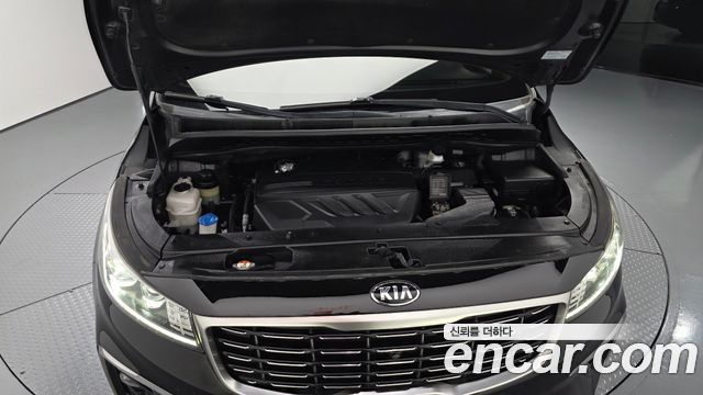 Kia Canival 2019 — photo 6
